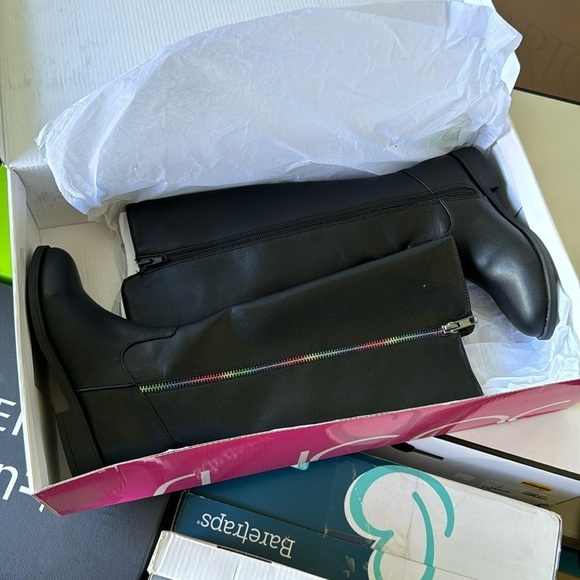 SUGAR
Toddler Girls Riding Boot - Picture 2 of 4